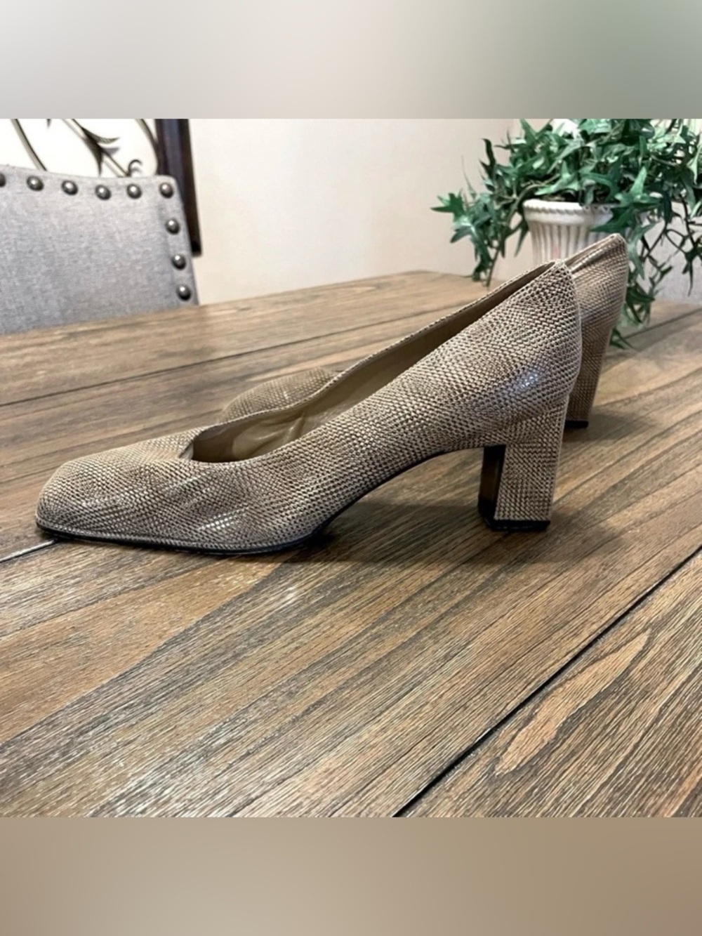 Stuart Weitzman Square Toe Brown Tan Slip On Block Heels Women’s Size 9.5 B
